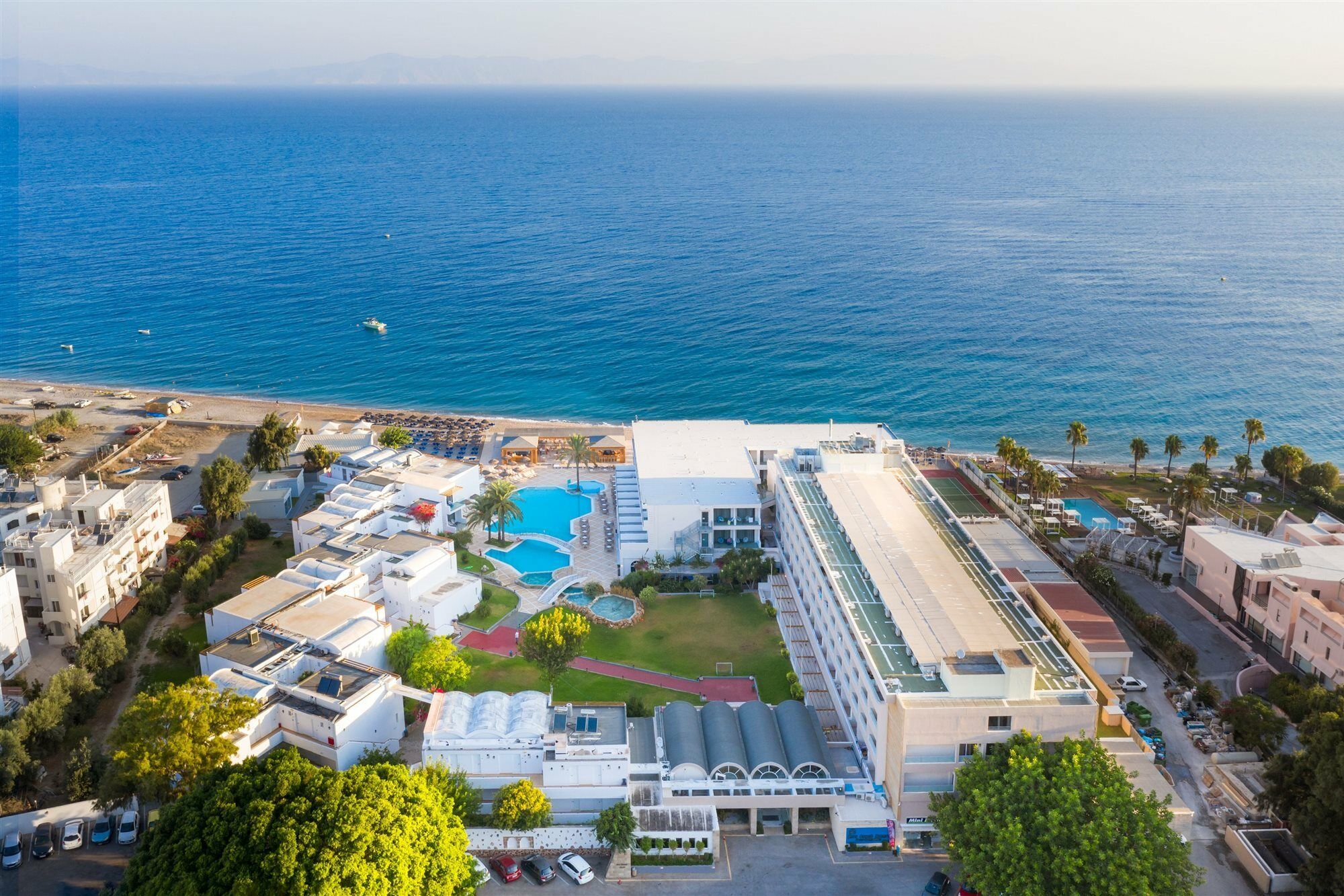 איקסיה Avra Beach Resort מראה חיצוני תמונה